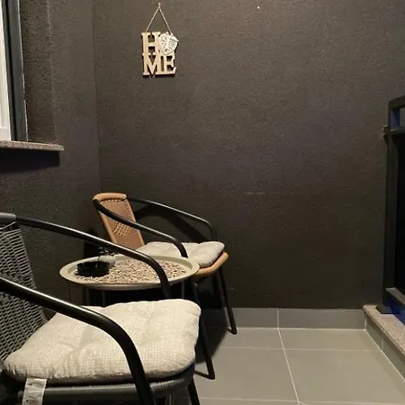 Lägenhet Apartman Moni